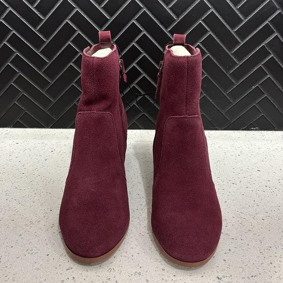 Violet & Red Leather Suede Burgundy Wedge Boot, Size 6 - Picture 2 of 6